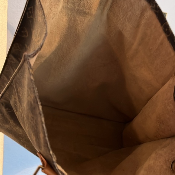 Big Louis Vuitton Monogram Tote Bag: Sac Plat - Picture 5 of 5